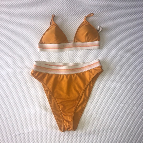 Yellow Bikini - Picture 1 of 3